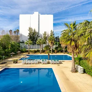 Apartment Jardins Da Rocha Beachview By Encantos Do Algarve 19a, Portimao